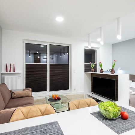 Apartament Luxury Miedzyborska 8B Warschau Exterior foto